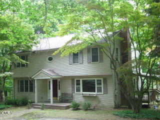 89 Blue Ridge Rd, Ridgefield, CT 06877-2306