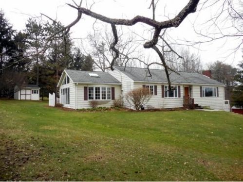 219 Poplar Hill Rd, Binghamton, NY 13901-6035