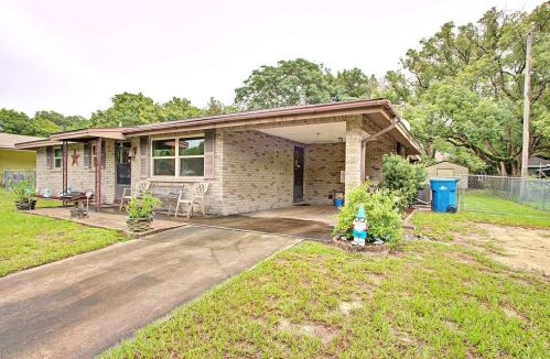 871 Pratt St, Deland, FL 32720-6646
