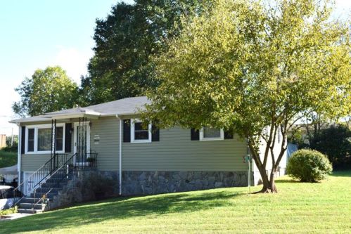 2741 Long Ave, Gastonia, NC 28054-3402