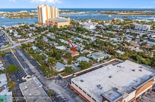139 30th St, West Palm Beach, FL 33404-2349