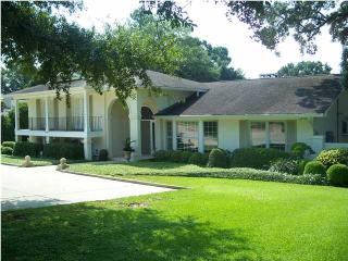 223 Rochester Rd, Mobile, AL 36608-2267
