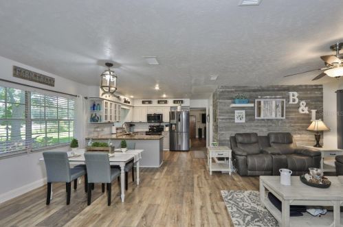 820 Crenshaw Lake Rd, Lutz FL  33548-8129 exterior