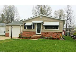 1685 Drenik Dr, Willowick, OH 44092-1551