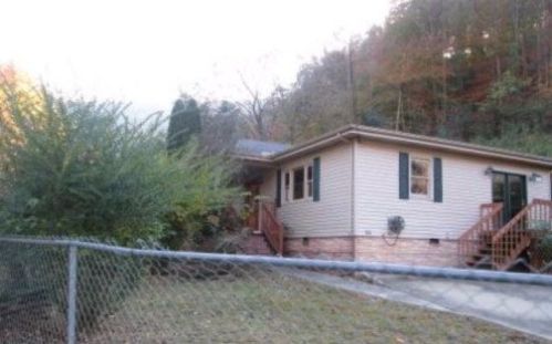 24 Deal Br, Grethel, KY 41631-6308