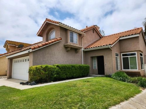 40243 Mimulus Way, Temecula CA  92591-6101 exterior