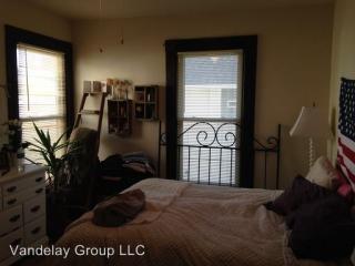 1636 Van Buren St, Milwaukee WI  53202-2077 exterior