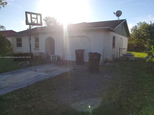 5014 Edmee Cir, Orlando, FL 32822-1705