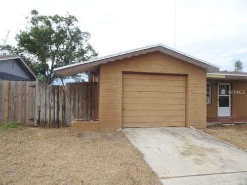 1401 Weyford Ln, Tarpon Springs, FL 34691-4943