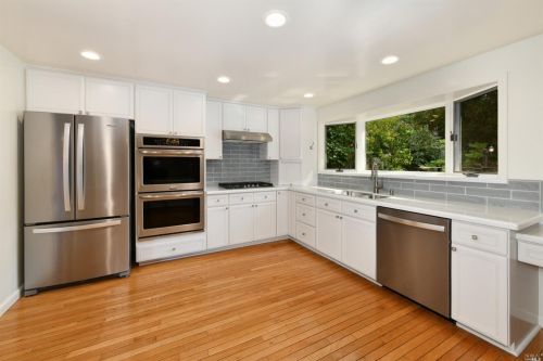 3722 Sleepy Hollow Dr, Santa Rosa CA  95404-1528 exterior