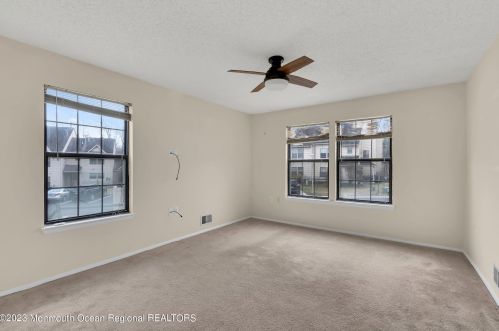 710 Ivy Ct, Jackson Twp NJ  08527-4101 exterior