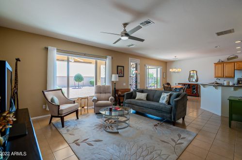 22719 Arrellaga Dr, Sun City, AZ 85375-2782