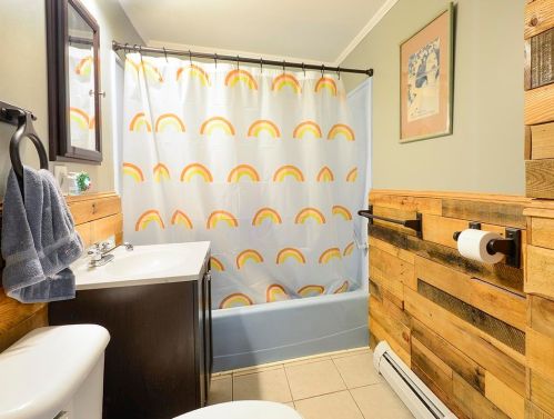 68 Old Homestead Hwy, Keene NH 03431-4449 exterior