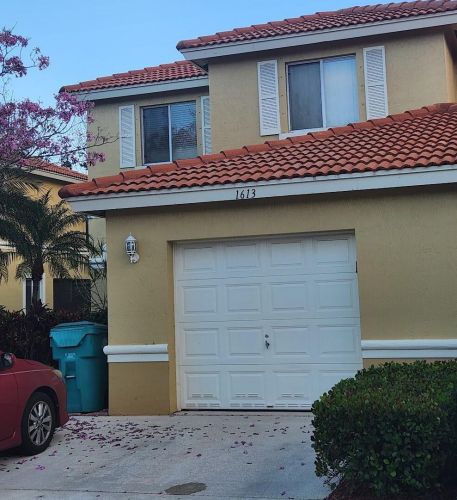 1613 Cetona Dr, Boynton Beach, FL 33436-1105