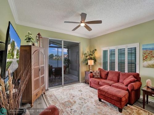 7725 Mansfield Hollow Rd, Delray Beach FL  33446-3375 exterior