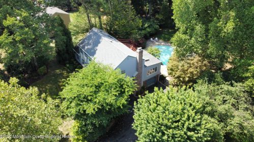 161 Hillyer Cir, Middletown, NJ 07748-3212