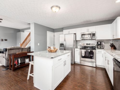 1102 Chaser St, Blacklick OH  43004-8783 exterior