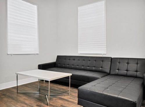 1327 33 St, Galveston TX 77550-4333 exterior