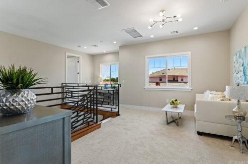 9649 Longden Ave, Temple City CA  91780-1457 exterior