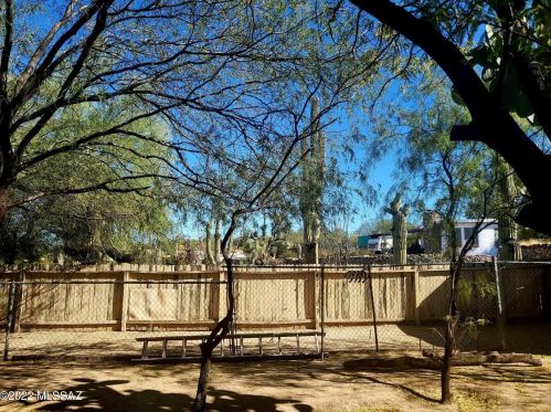 880 Camino Santiago, Tucson, AZ 85745-2204