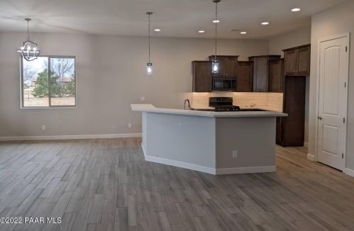835 Aztec Dr, Chino Valley, AZ 86323-5951