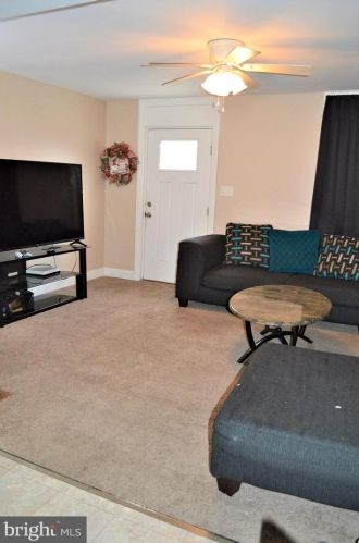 219 Locust St, Navy Sup Dpt PA  17055-6522 exterior