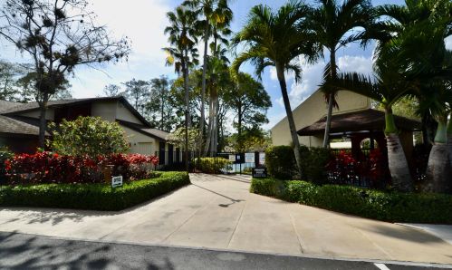 59 Candlenut Ct, West Palm Beach, FL 33411-1652