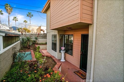625 Elk Ave, Glendale, CA 91205-1787