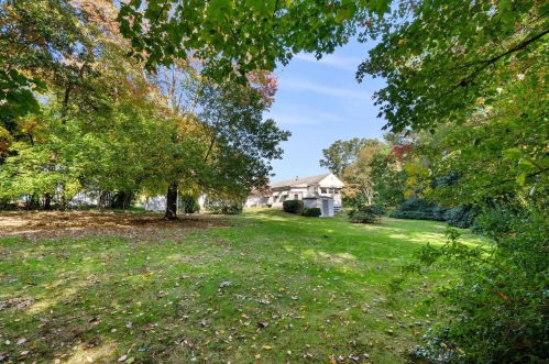 451 New Zealand Rd, Seabrook NH 03874-4113 exterior