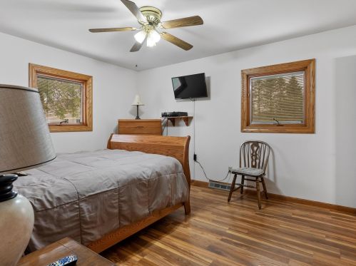 1044 Union Rd, Manitowoc WI 54220-9451 exterior