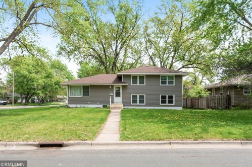 6924 Scott Ave, Minneapolis, MN 55429-1259