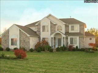 1060 Bull Creek Ln, Macedonia, OH 44056-2085