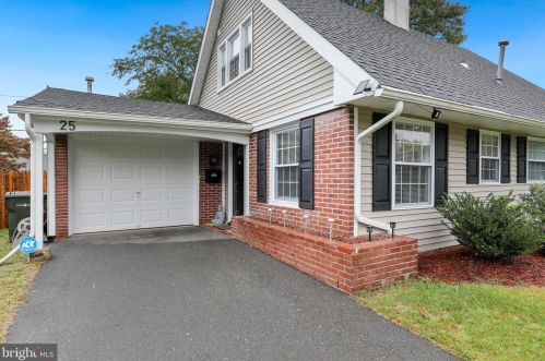 25 Spindletop Ln, Willingboro NJ  08046-1416 exterior