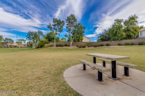 3638 Flamingo Way, Gilbert AZ 85297-5250 exterior