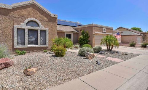 4208 Cielo Grande, Glendale AZ  85310-4093 exterior