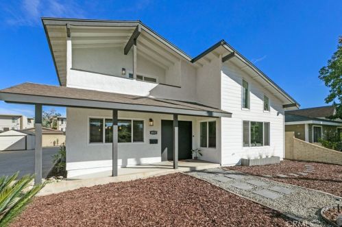 4015 Palmyra Ave, Orange CA  92869-3925 exterior