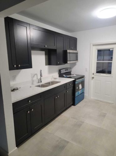 2876 Dixie Hwy, Boca Raton FL  33431-6844 exterior