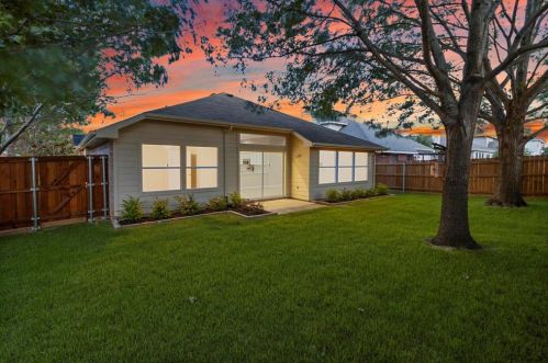 7608 Sunburst Trl, Denton, TX 76210-5218