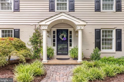 3319 Coachman Rd, Wilmington, DE 19803-1904