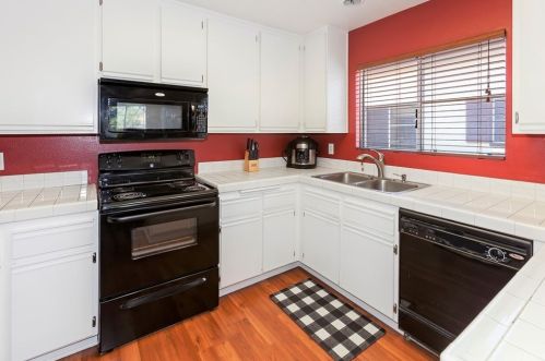 2960 Champion Way, Tustin CA  92782-1242 exterior