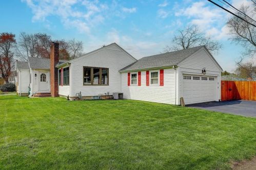15 Allison Ave, Providence, RI 02911-2903