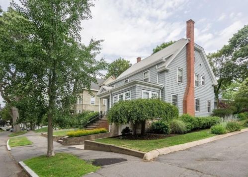 17 Andrew Rd, Swampscott, MA 01907-1928