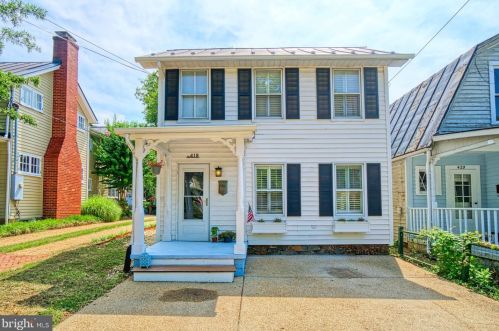 418 King St, Leesburg, VA 20175-3603