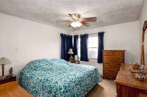 2255 Canal Ave, Long Beach CA  90810-3566 exterior