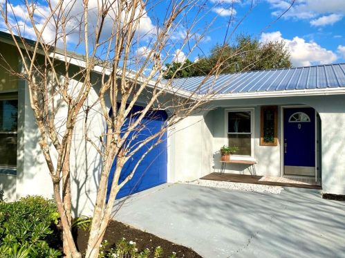 1011 4th Pl, Cape Coral FL  33990-1521 exterior