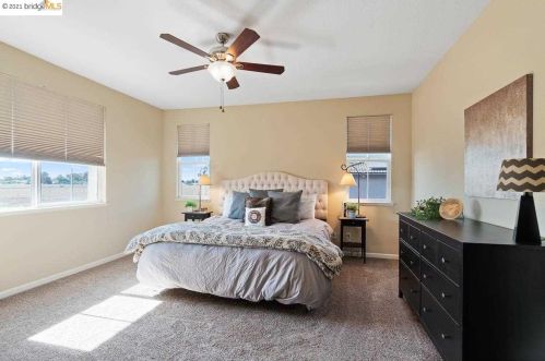 42 Vitruvius Ct, Oakley CA  94561-1778 exterior