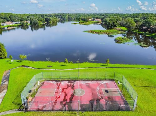 14677 Pine Glen Cir, Lutz FL  33559-3289 exterior