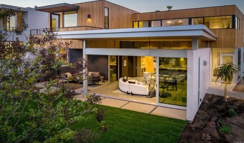 664 Cornish Dr, Encinitas, CA 92024-4514