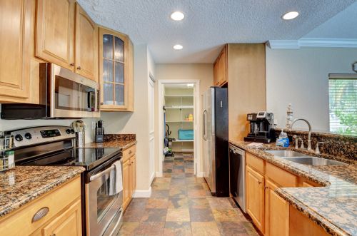 2786 Dunlin Rd, Delray Beach FL  33444-1008 exterior
