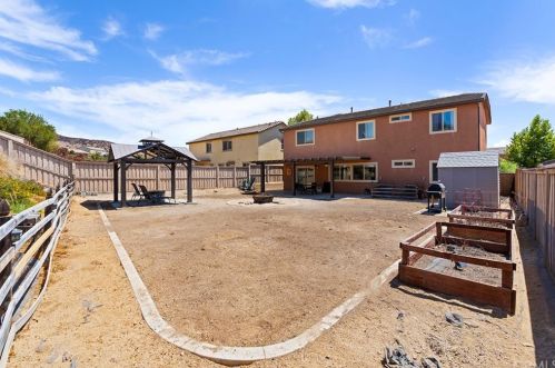 34122 Camelina St, Lake Elsinore CA  92532-2957 exterior